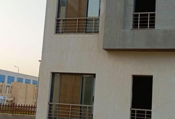 8610442 - Property Image 2