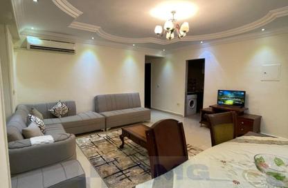 Apartment - 2 - 1 for rent in Hadayek Al Mohandessin - 4th District - Sheikh Zayed City - Giza