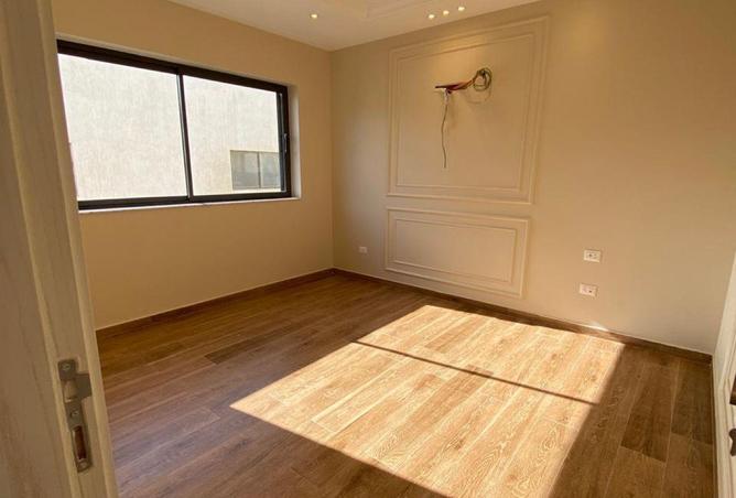 8703892 - Property Image 3