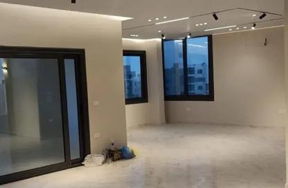 Apartment - 5 Bedrooms - 3 Bathrooms for sale in Al Andalus Buildings - Al Andalus District - New Cairo City - Cairo