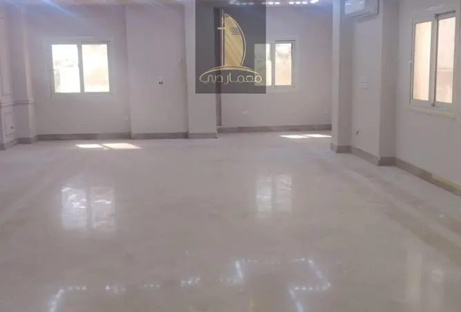 118798437 - Property Image 2
