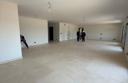 Apartment - 3 Bedrooms - 3 Bathrooms for sale in Swan Lake Residence - 5th Settlement Compounds - The 5th Settlement - New Cairo City - Cairo