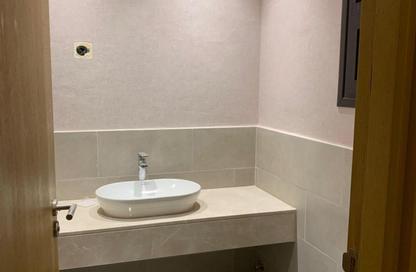 Apartment - 2 Bedrooms - 2 Bathrooms for sale in Village West - Sheikh Zayed Compounds - Sheikh Zayed City - Giza