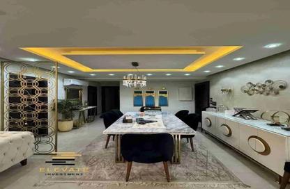 Apartment - 3 Bedrooms - 3 Bathrooms for sale in Stone Residence - 5th Settlement Compounds - The 5th Settlement - New Cairo City - Cairo