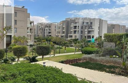 Apartment - 2 Bedrooms - 2 Bathrooms for sale in Palm Hills Village Gate - South Investors Area - New Cairo City - Cairo