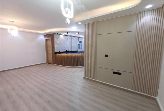 56504582 - Property Image 3