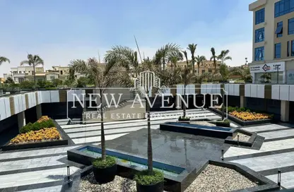 Office Space - 1 Bedroom - 2 Bathrooms for sale in New Cairo Centre - North Teseen St. - The 5th Settlement - New Cairo City - Cairo