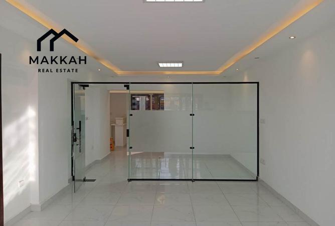 8700019 - Property Image 2