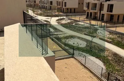 Townhouse - 3 Bedrooms - 4 Bathrooms for sale in Sodic East - 6th District - New Heliopolis - Cairo