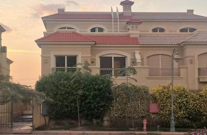 Villa - 4 Bedrooms - 5 Bathrooms for sale in Al Patio - Ring Road - 6 October City - Giza
