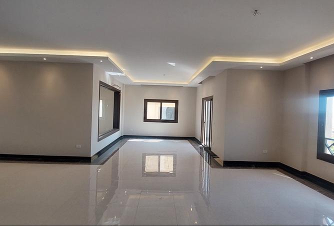 8501923 - Property Image 2