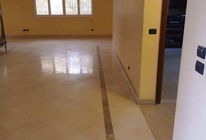 63891642 - Property Image 2