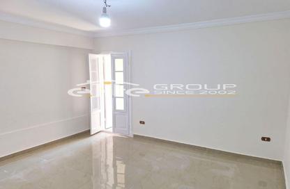 Apartment - 3 Bedrooms - 2 Bathrooms for sale in Smouha - Hay Sharq - Alexandria Apartment - 3 Bedrooms - 2 Bathrooms for sale in Smouha - Hay Sharq - Alexandria
