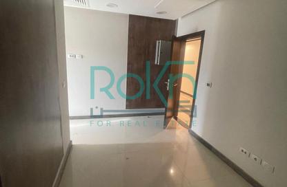 Office Space - Studio - 1 Bathroom for rent in Arkan Plaza - 26th of July Corridor - Sheikh Zayed City - Giza