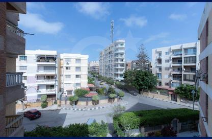 Apartment - 2 Bedrooms - 1 Bathroom for sale in Corniche Al Maamoura - Al Maamoura - Hay Than El Montazah - Alexandria
