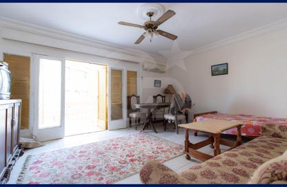 Apartment - 2 Bedrooms - 1 Bathroom for sale in Corniche Al Maamoura - Al Maamoura - Hay Than El Montazah - Alexandria