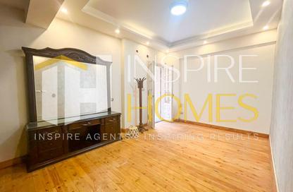 Apartment - 3 Bedrooms - 1 Bathroom for rent in Waboor Elmayah - Hay Wasat - Alexandria Apartment - 3 Bedrooms - 1 Bathroom for rent in Waboor Elmayah - Hay Wasat - Alexandria