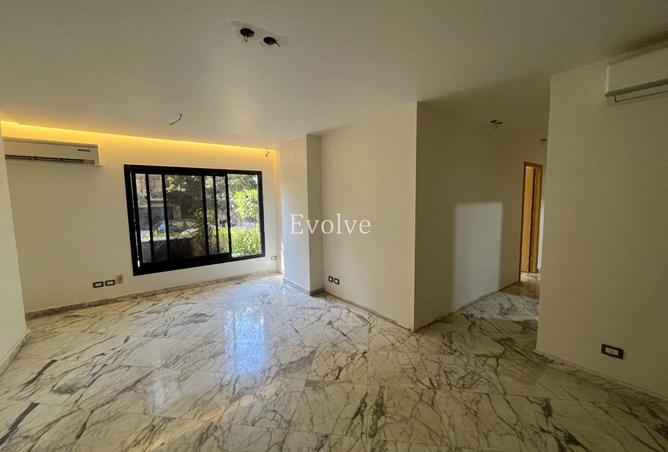 104598000 - Property Main Image