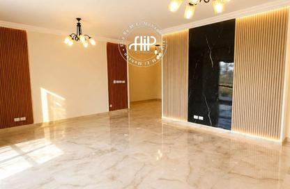 شقة - 3 غرف نوم - 2 حمامات للايجار في ذا كورت ياردز - كمبوندات الشيخ زايد - الشيخ زايد - الجيزة
