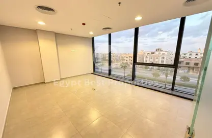 مساحات مكتبية - 5 غرف نوم - 2 حمامات للبيع في كايرو بيزنس بارك - كمبوندات التجمع الخامس - التجمع الخامس - مدينة القاهرة الجديدة - القاهرة