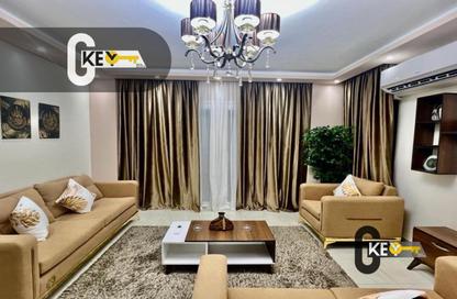 Apartment - 2 Bedrooms - 1 Bathroom for rent in El Rehab Extension - Al Rehab - New Cairo City - Cairo