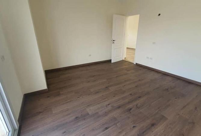 58001487 - Property Image 2