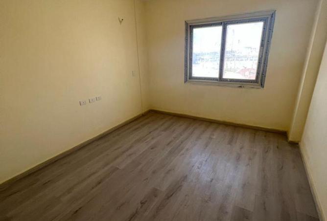 58001487 - Property Image 3