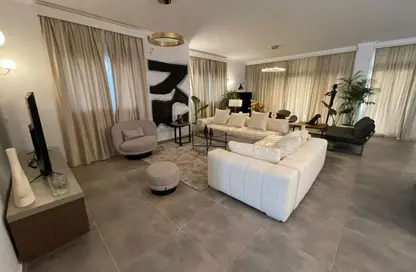 Apartment - 2 Bedrooms - 2 Bathrooms for sale in Al Maqsad - New Capital Compounds - New Capital City - Cairo