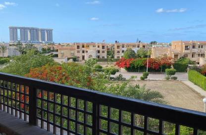 Chalet - 3 Bedrooms - 3 Bathrooms for rent in Marina 6 - Marina - Al Alamein - North Coast