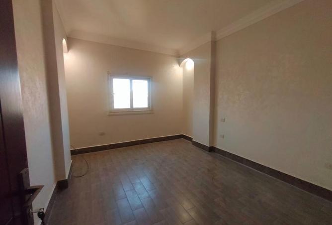 67470105 - Property Image 2