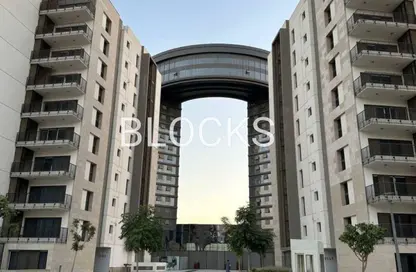 Apartment - 2 Bedrooms - 2 Bathrooms for sale in Zed Towers - Sheikh Zayed Compounds - Sheikh Zayed City - Giza