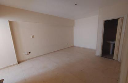 Apartment - 2 Bedrooms - 2 Bathrooms for sale in 2nd Sector - Zahraa El Maadi - Hay El Maadi - Cairo