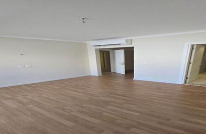 Apartment - 3 Bedrooms - 3 Bathrooms for sale in Pyramids Hills - Cairo Alexandria Desert Road - 6 October City - Giza