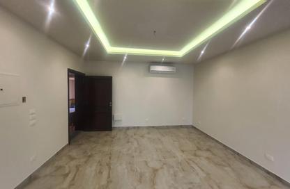 Apartment - 2 Bedrooms - 2 Bathrooms for rent in Hyde Park - New Cairo City - Cairo