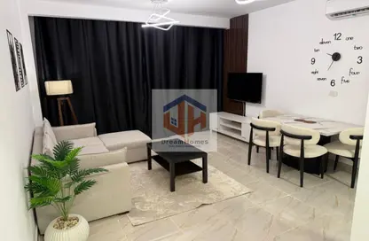 شقة - 2 غرف نوم - 2 حمامات للايجار في مدينتي - القاهرة