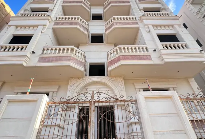 63141300 - Property Image 3