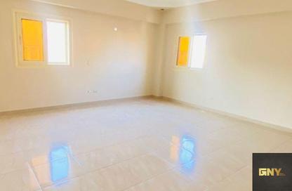 شقة - 4 غرف نوم - 3 حمامات للايجار في عمارات البنفسج - البنفسج - مدينة القاهرة الجديدة - القاهرة