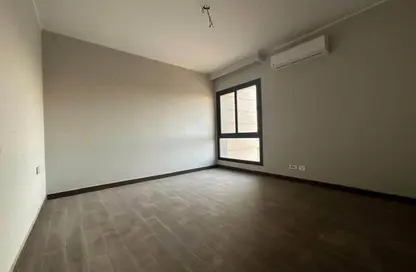 شقة - 3 غرف نوم - 3 حمامات للبيع في 6 ويست - بيفرلي هيلز - كمبوندات الشيخ زايد - الشيخ زايد - الجيزة