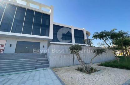 Retail - Studio - 2 Bathrooms for sale in The Hub - 5th Settlement Compounds - The 5th Settlement - New Cairo City - Cairo