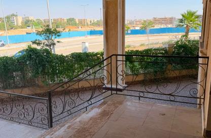 شقة - 3 غرف نوم - 3 حمامات للبيع في طريق الشروق - المجاورة الاولي - الحي الثامن - مدينة الشروق - القاهرة