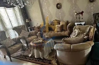 Apartment - 3 Bedrooms - 3 Bathrooms for sale in Tijan - Zahraa El Maadi - Hay El Maadi - Cairo