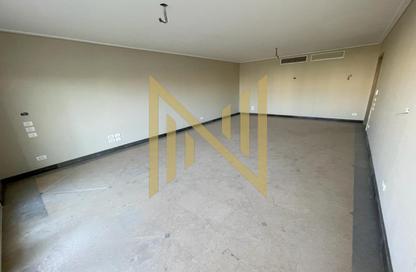 Apartment - 3 - 3 for sale in New Giza - Cairo Alexandria Desert Road - 6 October City - Giza Apartment - 3 - 3 for sale in New Giza - Cairo Alexandria Desert Road - 6 October City - Giza
