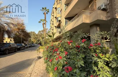 شقة - 4 غرف نوم - 2 حمامات للبيع في شارع 21 - المعادي - حي المعادي - القاهرة