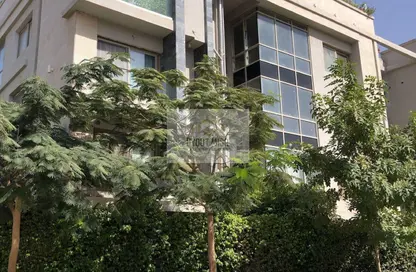 شقة - 3 غرف نوم - 3 حمامات للبيع في جاليريا  مون فالى - المستثمرين الجنوبية - مدينة القاهرة الجديدة - القاهرة