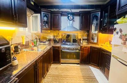 Apartment - 3 Bedrooms - 2 Bathrooms for sale in Al Maamoun St. - Moharam Bek - Hay Wasat - Alexandria