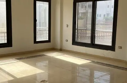 فيلا - 4 غرف نوم - 5 حمامات للبيع في مدينة وصال - كمبوندات الشروق - مدينة الشروق - القاهرة