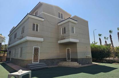 Villa - 4 Bedrooms - 6 Bathrooms for rent in El Shorouk Compounds - Shorouk City - Cairo Villa - 4 Bedrooms - 6 Bathrooms for rent in El Shorouk Compounds - Shorouk City - Cairo