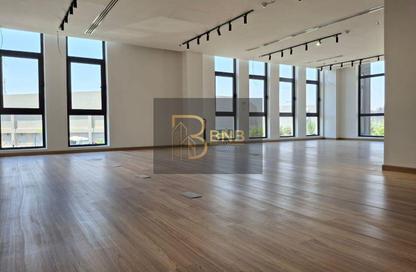 Office Space - 4 Bedrooms - 2 Bathrooms for rent in Park St. - Ring Road - The 5th Settlement - New Cairo City - Cairo