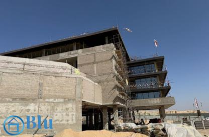 Office Space - 6 Bedrooms - 2 Bathrooms for sale in New Giza - Cairo Alexandria Desert Road - 6 October City - Giza