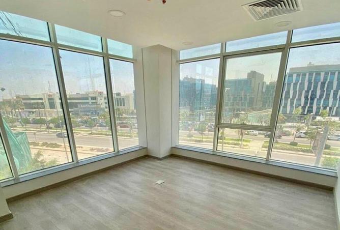 77327792 - Property Image 2